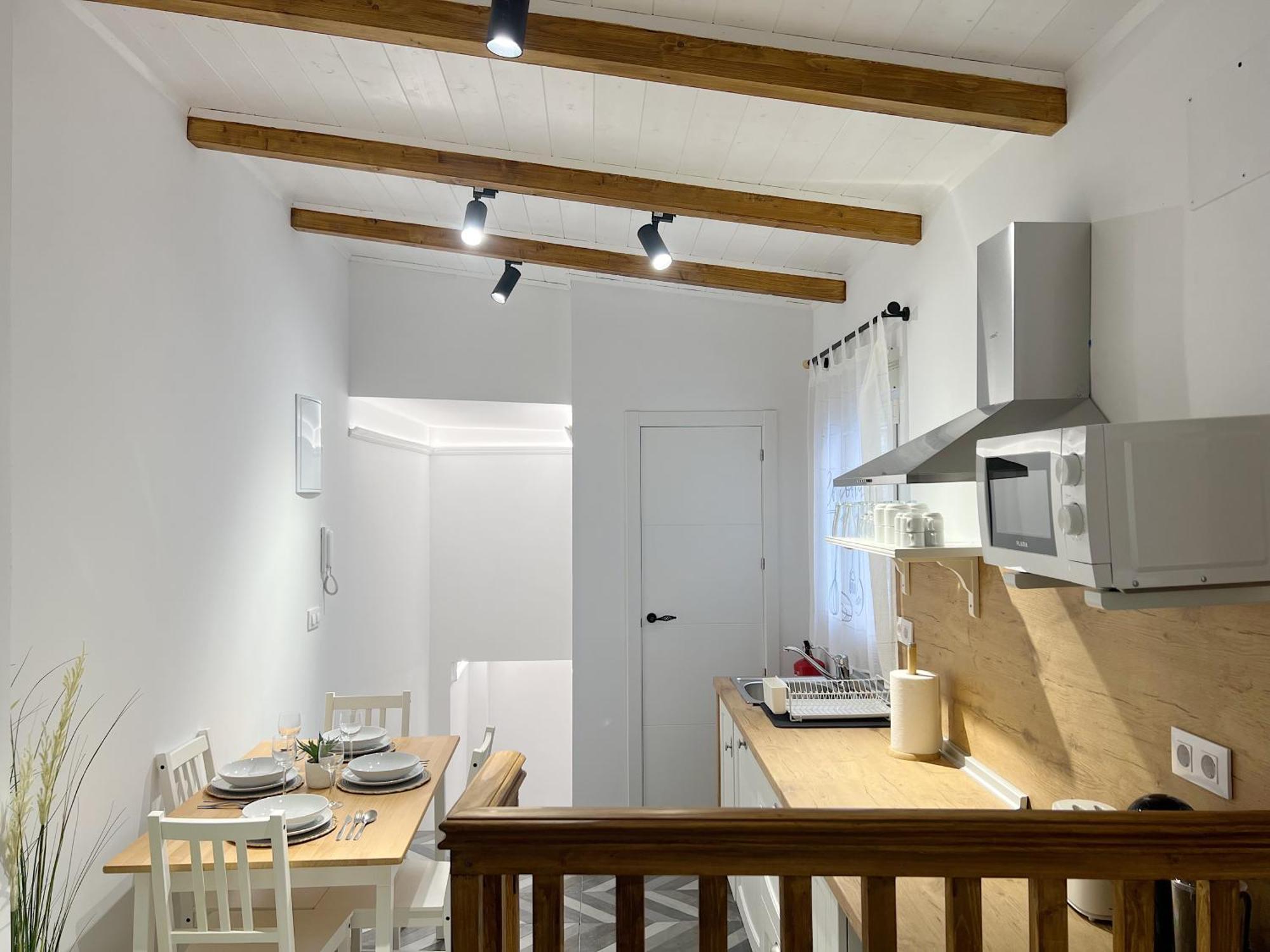 Encantador Apartamento Vigas De Madera Valencia Exterior photo